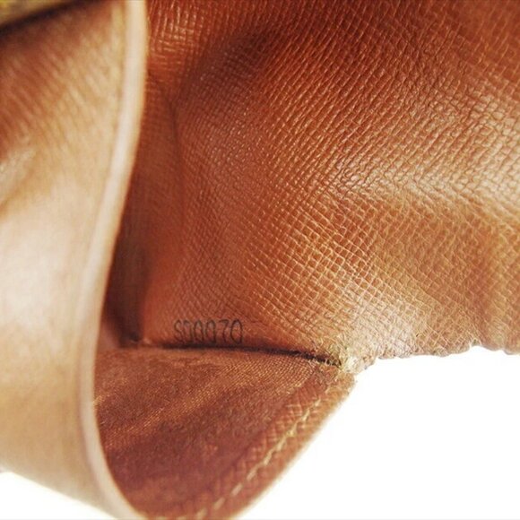 LOUIS VUITTON Key Case Monogram PVC × Leather-Authentic USED - Picture 9 of 9